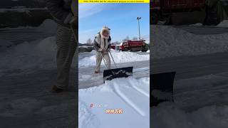 Monthly income of lakhs of rupees by clearing snow from the road।😱shortvideo amazingfacts [upl. by Atnohs988]