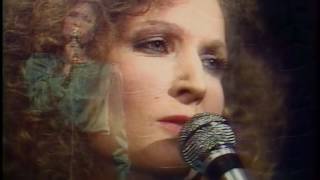 Talila chante Yiddish  Unter di khurves fun poyln France 1981 [upl. by Leidba756]