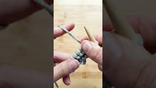 1 Minute Stricklexikon  Rechte Maschen stricken strickenlernen diy knitting tutorial [upl. by Kcorb363]