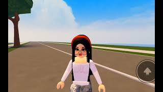 Mudandome en berry avenueJechypatito berryavenue roblox rp [upl. by Anaitsirc]