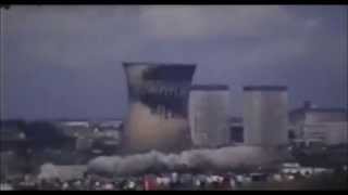 The demolition of Portwood Stockport cooling tower [upl. by Shaylah900]