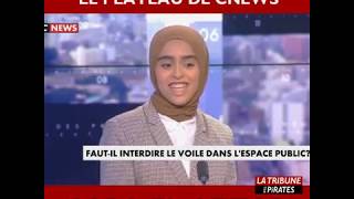 Une femme voilée remet en place le plateau de Cnews [upl. by Gujral]