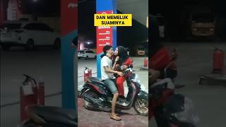 momen romantis ketika mengisi bensin petugas SPBU nya istri nya sedih ‼️‼️romantis pasutri spbu [upl. by Stover74]