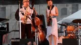 Lee Konitz and Grace Kelly at 60TH Newport Jazz Festival [upl. by Cinderella]