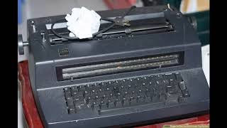 Electric Typewriter Sound Effect [upl. by Seyah847]