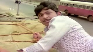 Dr Rajkumar Smartly Escapes From Police  Keralida simha kannada movie part7 [upl. by Eelek]