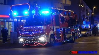 bunt blinkende Feuerwehrautos Christmas Fire Truck Tour 2021 in Kelkheim [upl. by Giess]