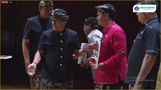 Bupati Badung I Nyoman Giri Prasta menyerahkan bantuan keuangan khusus BKK [upl. by Hobart]