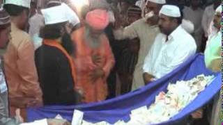 hazoor ghazi e millat amp hazoor taj ul ullema mehfil e shama 2009 salaya india [upl. by Eizzik]