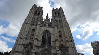 Cathédrale Saints Michel et Gudule de Bruxelles [upl. by Anirbas531]