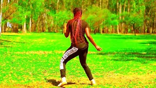 Diblo Dibala quotPas Moiquot Groupe Loketo Congolese retro Soukous music and dance [upl. by Vinay163]