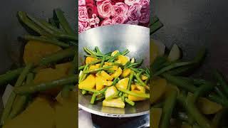 Sikhosikhaofood79 Besan ka Bari Dadhi aur Aalu ke sath sabji lieshort videosad song subscribe [upl. by Meaghan]