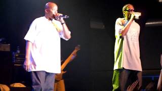 Warren G feat Snoop Dogg  Regulate Live  Columbiahalle Berlin 12072011 [upl. by Htinek940]