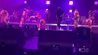 Fally Ipupa a Bercy AccorHotel Arena Original Seben [upl. by Novelia]