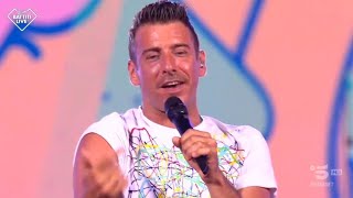 Francesco Gabbani  Frutta Malinconia Viceversa e Occidentalis Karma Battiti Live 2024 [upl. by Acined]