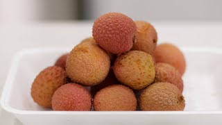 How to Eat Lychee  What Does Lichi Taste Like [upl. by Tterrej686]