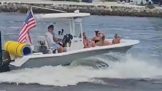 BOAT AND JET SKIING SPEEDING FUN AT THE JETTY IN VENICE FLORIDA [upl. by Aneerbas]