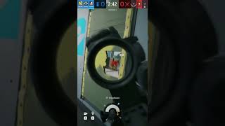 How to Spawn Peek with Smoke r6 r6siege [upl. by Yurik]