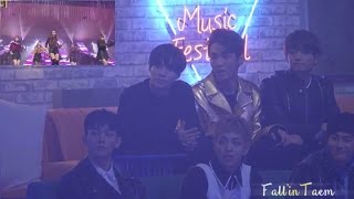 FANCAM 161231 EXO amp SHINEE reaction to GFriend  So Hot  MBC 2016 [upl. by Ailed844]