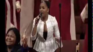 Maestro Odom and the choir and Tiya Askia Hughes ministering Benny Cummings Singers quotGods Got Itquot [upl. by Ofella]