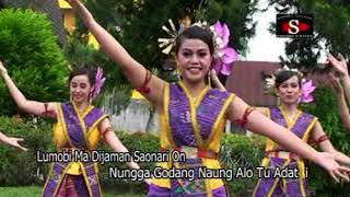 LAGU BATAK TOR TOR  ULI NI ADAT BATAK  VOC  AYU PASARIBU OFFICIAL MUSIC VIDEO [upl. by Eihctir657]