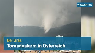 Tornadoalarm bei Graz [upl. by Sinnej]