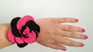 Como hacer pulsera de fieltro de flor [upl. by Norval118]