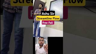 🤔Streamline Motion on Free Fall Explained😂 Ashu Sir science experiment shorts scienceandfun [upl. by Cuhp39]