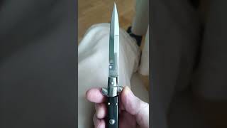 ITLIAN STILETTO F Beltrame Bufalo 9 switchblade knife shorts [upl. by Aerdnahs532]