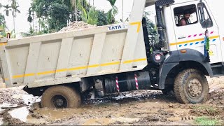 Tata 1618 4x4 tipper at work  offroad 4x4 machine [upl. by Chao]