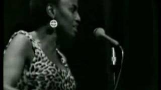 MIRIAM MAKEBA 1966 LIVE  THE CLICK SONG [upl. by Mailliw]