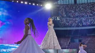 Taylor Swift Milano San Siro The Eras Tour  Enchanted FRONTE PALCO [upl. by Metzger]