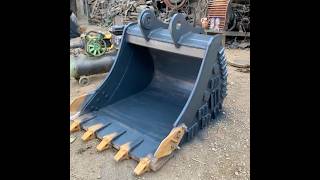 Man Making a Beautiful Bucket of Excavator Machine from Old Ships Scrub Plates [upl. by Brodeur]