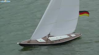 Big RC Sailboat Daphne Dismasting in Rethmar [upl. by Oelc]