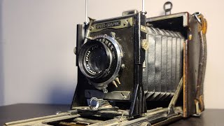 1940s Graflex Speed Graphic Large Format Press Camera [upl. by Mariko]