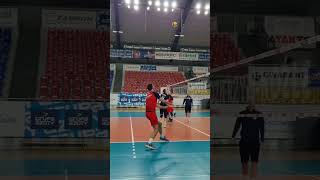 Practice practice practice volleyball zaksa zaksavolley usavolleyball [upl. by Aara]