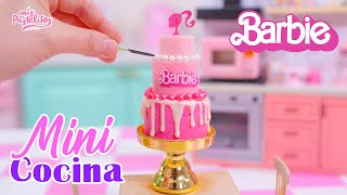 PASTEL MINIATURA EN COCINA MINIATURA DE 3 PISOS  BARBIE  MIS PASTELITOS [upl. by Rola]