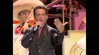 Luis Miguel  Sabes una cosa  Live En Vivo En concierto [upl. by Learsiy]