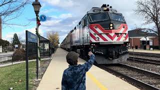 November 10 at Brookfield  amtrak bnsftrains metratrain [upl. by Lednyc]