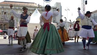 Spanish Traditional Dances  “Grup de Danses Tradicionals lArenilla“ Borriana Valencia Part 1 [upl. by Alysoun913]