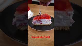 Ricetta Cheesecake alle fragole senza cottura [upl. by Gwyn]