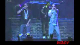 pam pam video en concierto wisin y yandel ft don omar [upl. by Ameluz907]