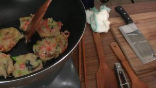 素菜班蘿白絲煎藕餅 Turnip and Lotus root Pancakes Veg Cooking with Leia [upl. by Neerroc906]