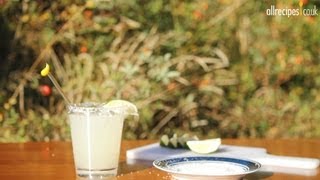 Margarita  videorecept voor Mexicaanse cocktail met tequila [upl. by Zullo230]