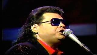 Ronnie Milsap Dont You Ever Get Tired Of Hurting Me Remastered [upl. by Vacuva7]