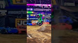 GRAVE DIGGER 💀 EPIC BACKFLIP❗️MonsterJam gravedigger monsterjam [upl. by Uaerraj271]