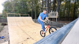 Riding a bmx on the Halfpipe with a fractured leg [upl. by Ardnama]