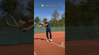 🎾 Tipps amp Tricks  Vorhand wie Kegeln [upl. by Pietra686]