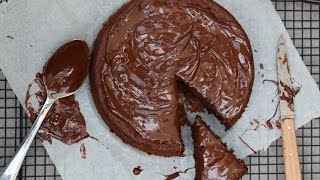 Gâteau au chocolat sans beurre et sans sucre  une tuerie [upl. by Yak]