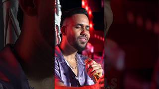 Aventura  Enséñame a Olvidar parte 1 4k concert aventura romeosantos cerrandociclos [upl. by Lleirbag990]